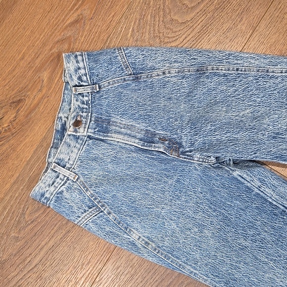 VINTAGE CHIC ACID WASH HIGH RISE JEANS... # 7393 - Picture 3 of 11